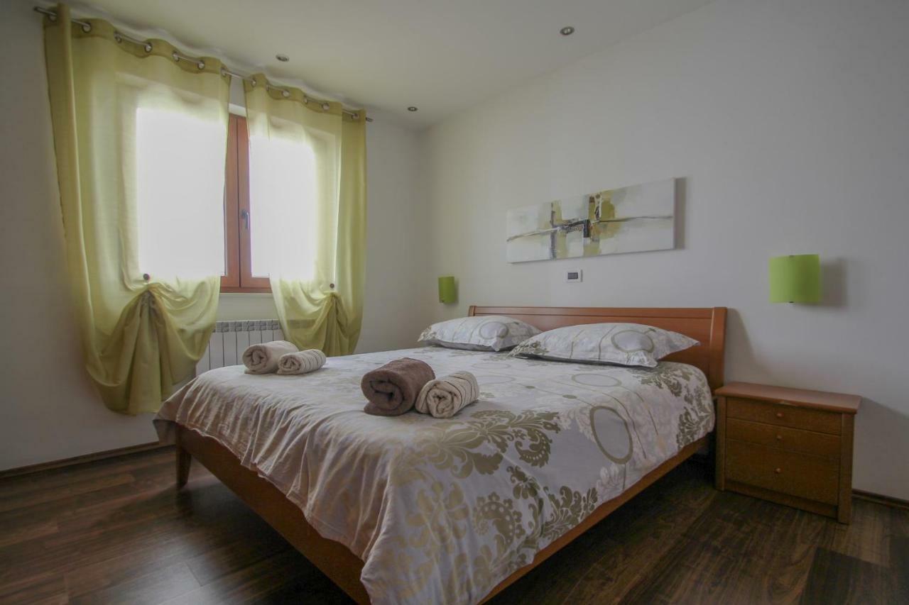 Apartment Sanja Novigrad Istria Exteriör bild