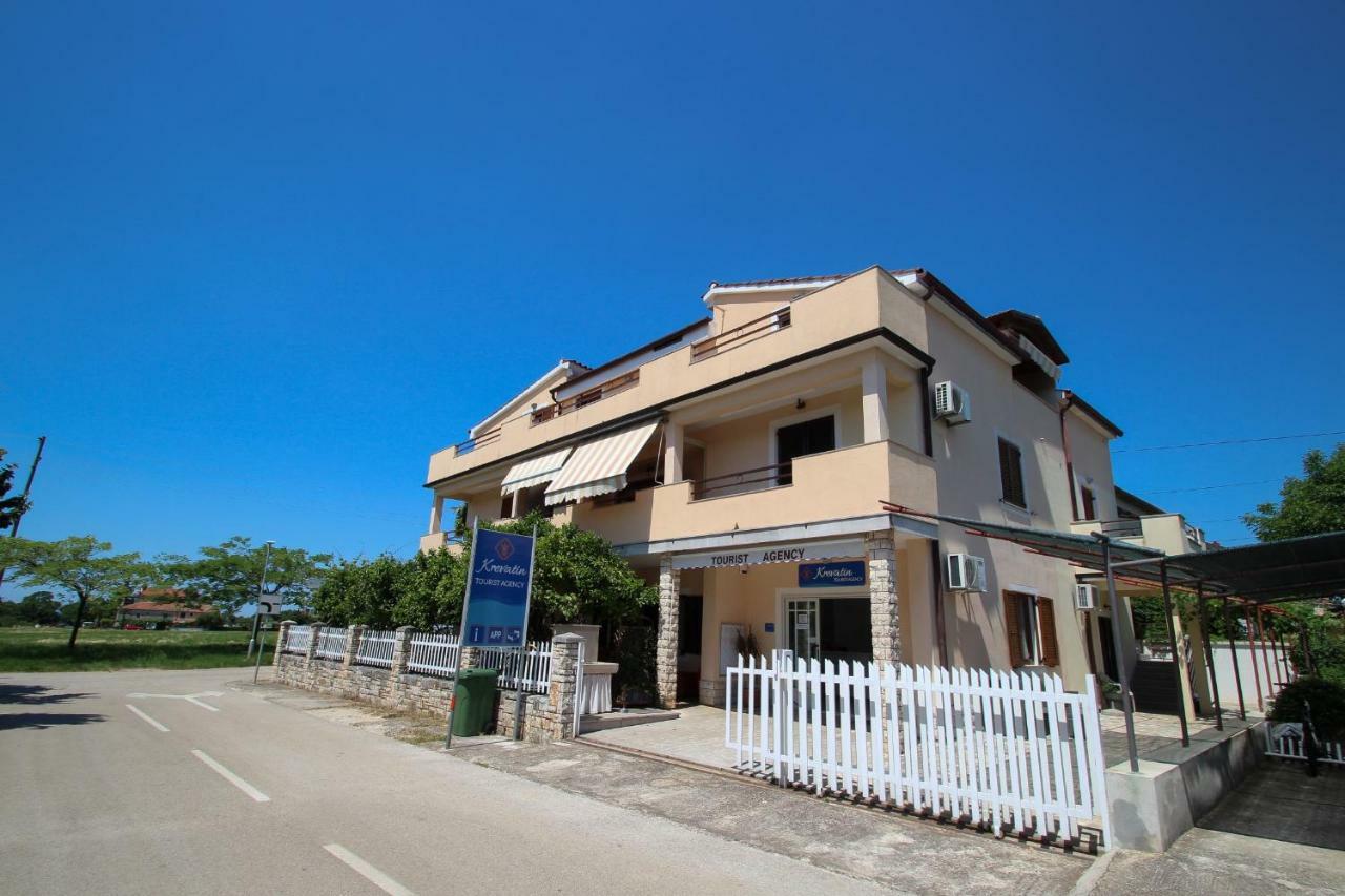 Apartment Sanja Novigrad Istria Exteriör bild